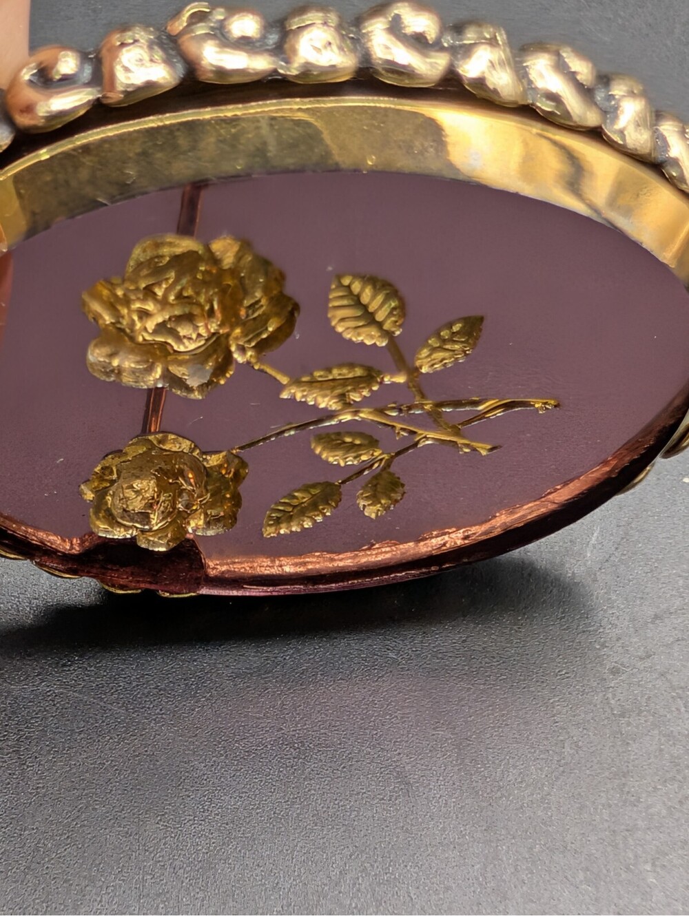 Vintage Whiting & Davis Carved Glass Rose Brooch Purple Amethyst Intaglio Pin UV - Picture 5 of 10